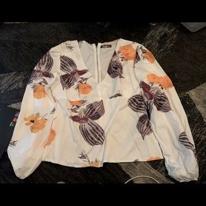 This multi color size XL shirt is classy and chic.